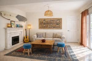 AZORES BAGUS Surf & Guest House