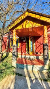 Apple Orchard Home by SiyaU