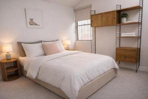 Spacious 4BDR North Bondi House Near The Beach