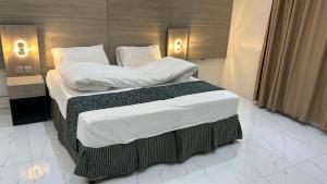 فندق ثرا الرواد