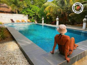 Villasiri and Leon Beach Paradise
