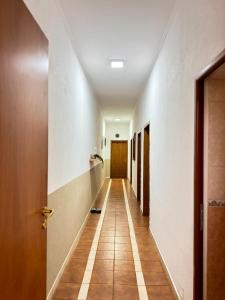 Tirana Central Apartment - Free Parking - Fit Five