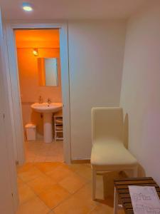 OIKOS Guesthouse & Rooftop