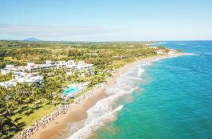 Seawinds Beachfront -Top Floor Less Mosquitos -Full Security