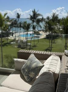 Seawinds Beachfront -Top Floor Less Mosquitos -Full Security