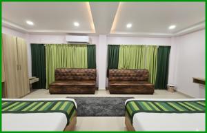 SEA VIEW HOTEL NBRESORT Near Jagannath Temple And Sea Beach - Parking- Restaurant - Fully Air Conditioning Rooms - Prime Location - BEST HOTEL IN PURI