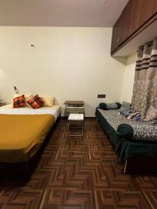 Sihi-2 bhk Non AC and Penthouse AC Rooms