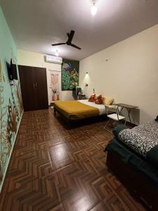 Sihi-2 bhk Non AC and Penthouse AC Rooms