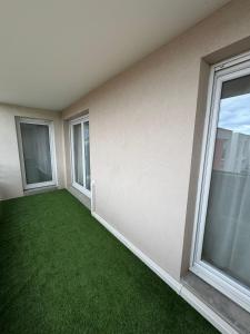 T2 Calme & Cosy - 10min Stade & Arena avec garage