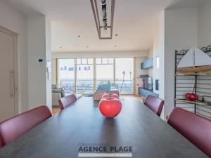 Maison spacieuse avec ascenseur et climatisation, proche plage - FR-1-197-616