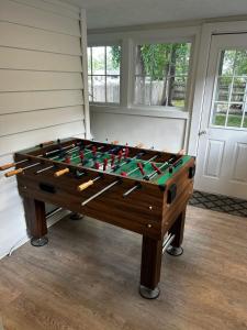 Red Door Cottage of Broad Ripple- Great Location Family Friendly