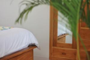 Villa Tropika - Cozy 1 BR in Tumbak Bayuh Canggu