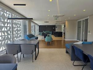 Studio com vaga e Máq. Lavar Roupa!