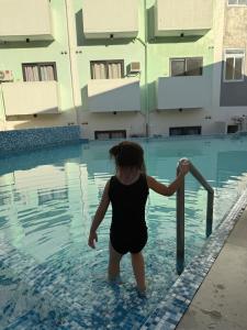 Aesthetic Condo Near Anjo World Free WIFI and Pool