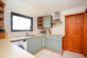 3 Bed in Porthleven oc-ingnoo