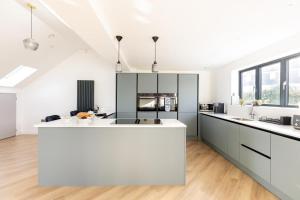 5 Bed in St. Ives oc-c28961