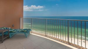 Phoenix Gulf Towers 1702