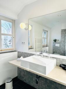 Erlen Apartment- 5 Personen-2 Schlafzimmer- Parkplatz- Waschmaschine