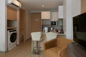 Comfy 1-BR Grand Kata VIP condo, 5 min to Kata beach