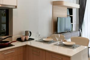 Comfy 1-BR Grand Kata VIP condo, 5 min to Kata beach