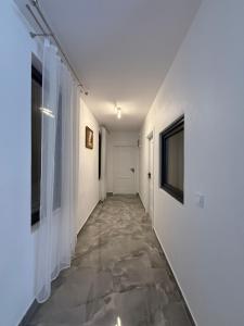 Fenyő Villa , Vila Bradul