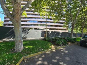 HOM I 6PAX I Parking I Parque Arauco I Las Condes