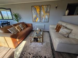 HOM I 6PAX I Parking I Parque Arauco I Las Condes