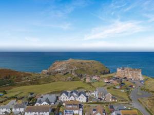 3 Bed in Tintagel oc-e32938