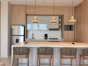 Apartamento Edificio Adalmar 804 con vista al mar