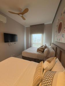 Apartamento Edificio Adalmar 804 con vista al mar