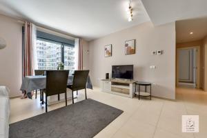 Cala Finestrat Pool & Beach 4 min BY LG HOME