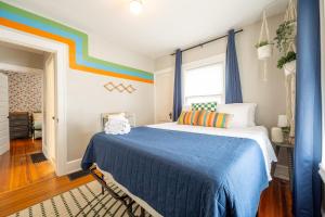 Quaint Indy Getaway in SoBro-Family Friendly