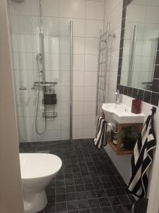 Bright Townhouse Near Sea & Nature