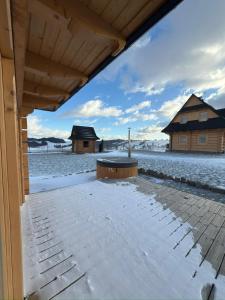 Horizont House - domki z prywatnymi baliami oraz ogólnodostępną sauną - IZBY PODHALAŃSKIE