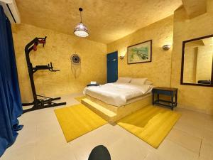 2 bedrooms apartment # 20 the upgraded