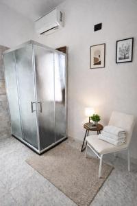 Podere 48 - Relax vicino Sabaudia con doccia walk in in camera