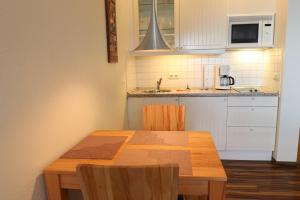 Strandstraße 32 - 04-04