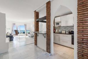 Bright Beachfront Apartment - ref 157 by Costarentals