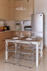 Comfy Family 2-BR apartment with Sea View! BangTao