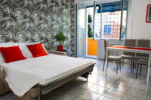 Appartamento con balcone - a 10 minuti dalla metro