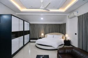 Mountain Escape I Hillside Private Estate Villa