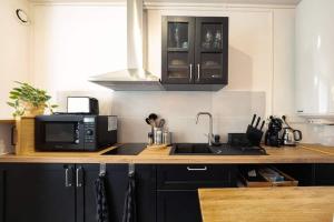 la deferlante - front de mer - centre - parking