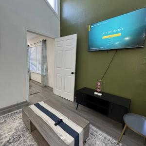 2BD DT Dallas l FIFA READY l 5 Min from Love Field