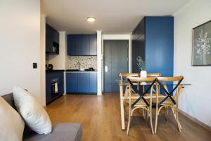 Modern 2BR Flat for 5 in Lively Las Condes Oasis