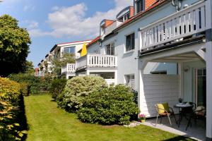 Strandstraße 32 - 04-36