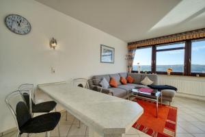 3AM55 ,,Aquamarina" 55 Steinwarder 11