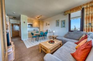 3AM46 ,,Aquamarina" 46 Steinwarder 11