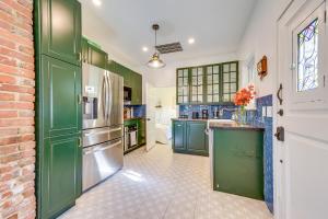 Vintage Home with Easy Downtown Tampa Access