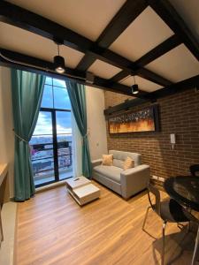 Modern Loft with Private Terrace