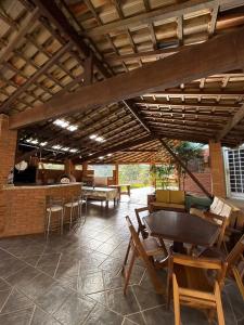 Chácara Paula - Socorro-SP - Piscina, Campo de Futebol, Churrasqueira, Forno à Lenha e muito mais!
